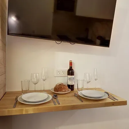 674 Square Mozart - Superb Studio In דירה *